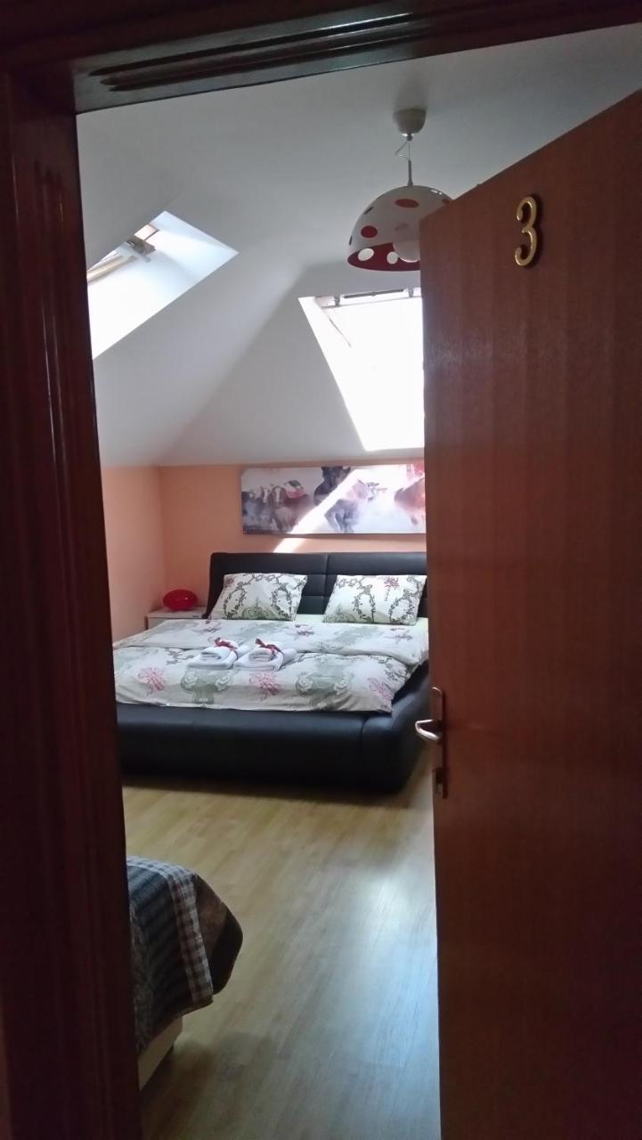 Guesthouse Jelic Teslić Exterior foto